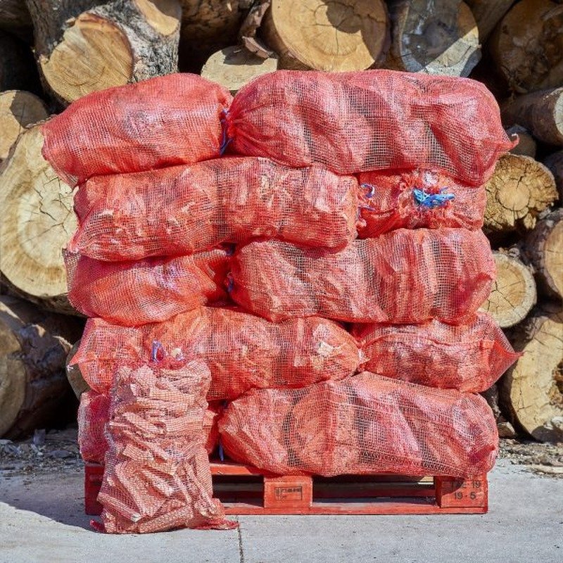 Astillas de madera — encendido rápido para chimenea, estufa y barbacoa