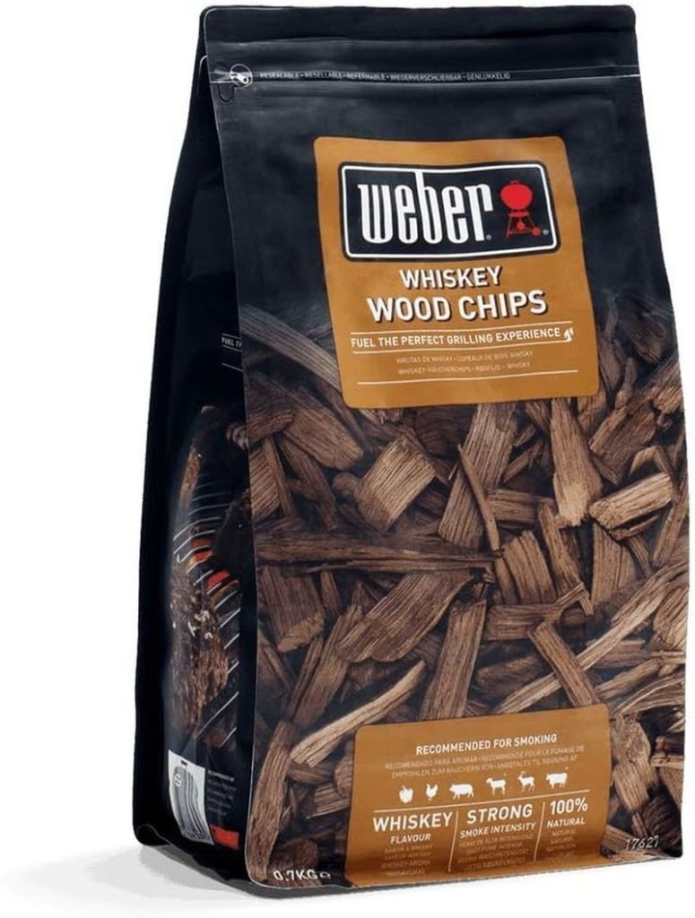 Weber Astillas de Whisky (Paquete de 700g), hechas de barricas de whisky, para verduras y todo tipo de carne, producto de la UE, obtenido de manera so